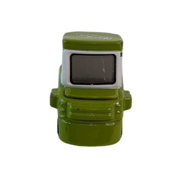 Disney Pixar Cars Diecast Vitoline #61 James Cleanair & Pit Crew Pitty Green - Picture 9 of 13